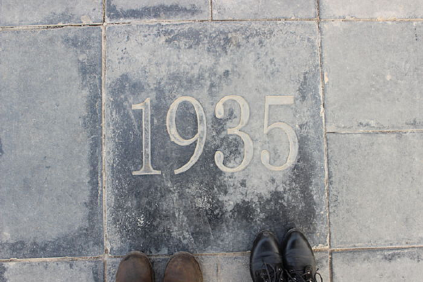 ש������