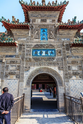 ש��������