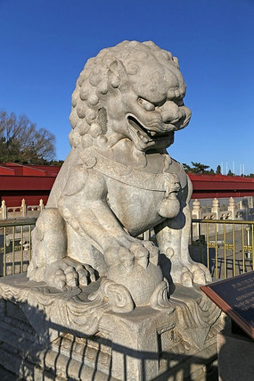 �찲��ǰʯʨ��