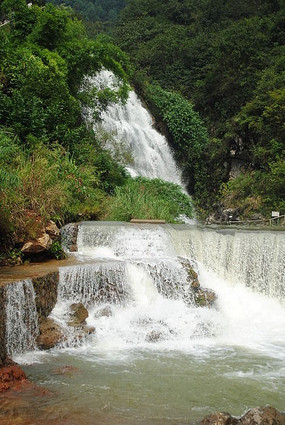 ����ɽ�ٲ�