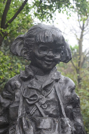 ���۾�С��