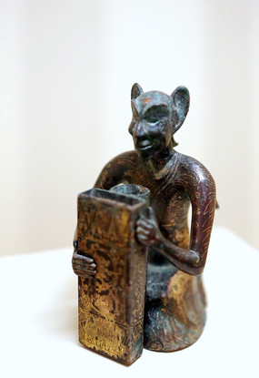 东汉鎏金青铜羽人