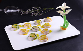 ��ɫ�չ��׾�