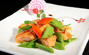 �۶�����