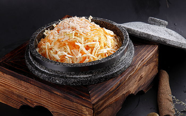 ʯ����Ҭ�˷�˿