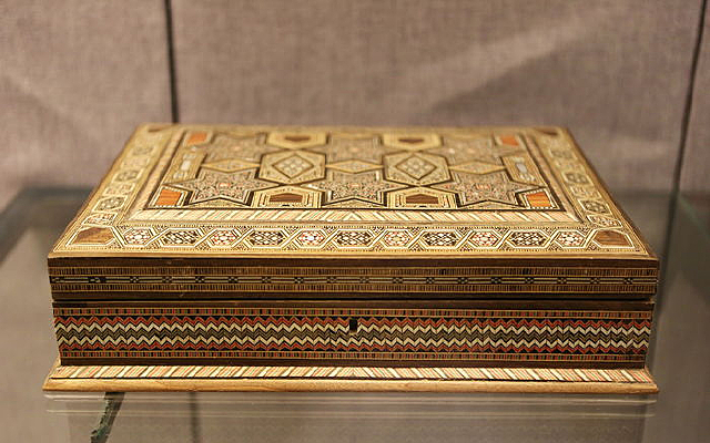 ���������ɫ������