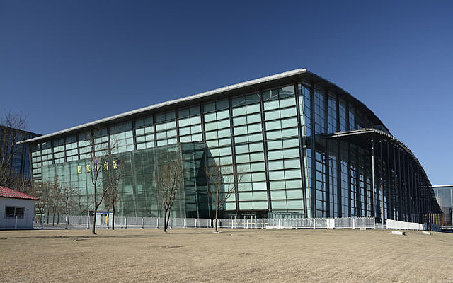 ����������