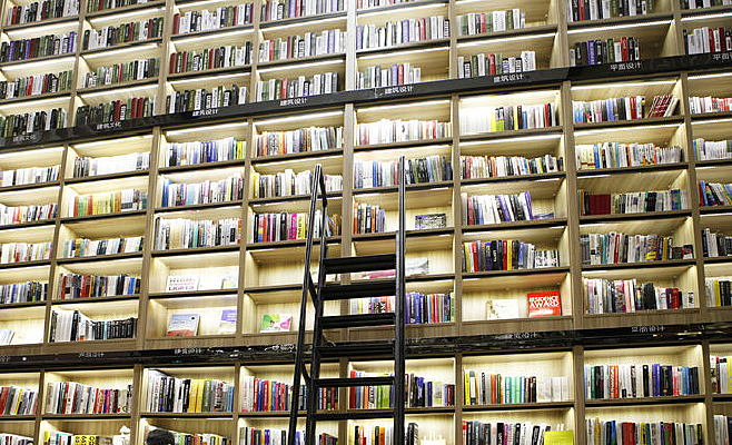 ����������