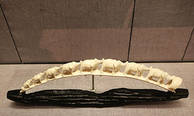 �յ���������͸�����