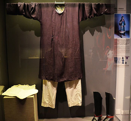 ʢ�Ƽ���װ��