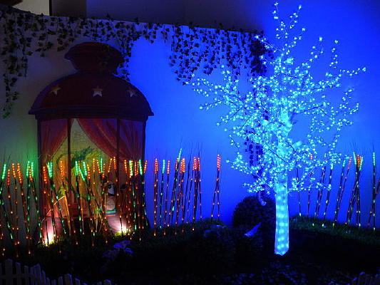 �����������ݵƹ�չ