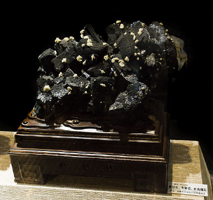 ����ʯ����ʯ�չ���ʯ