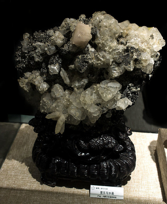 ���ɹ�өʯ��ˮ��