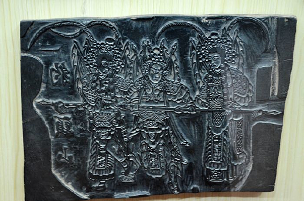 Ϸ��������̰�