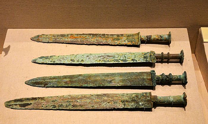 ����ͭ��