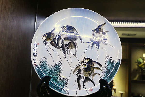 �׵���Ⱥͼ������