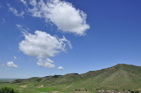 ��ɫ���Ϸ��