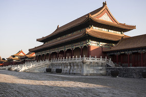 �ʹ�����������