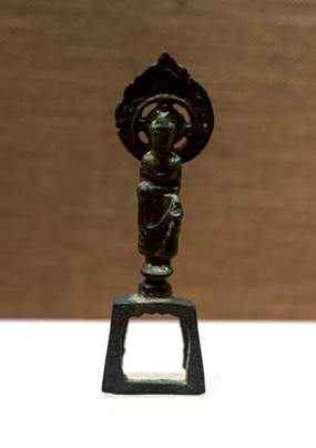 ����������