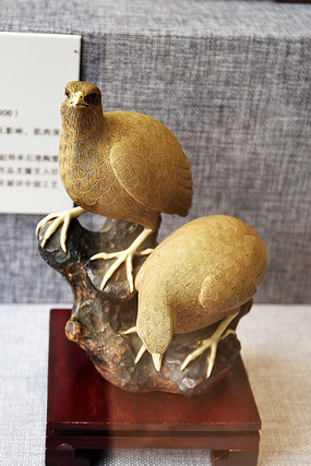 ��̥����