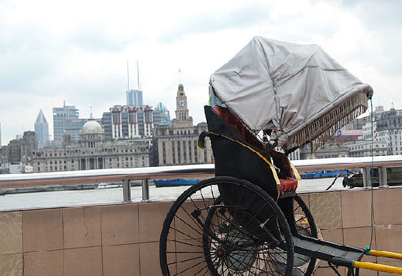 �ư����Ϻ�Ԫ��