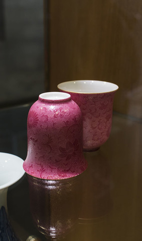 ���Ա���