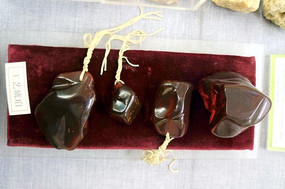 ��������