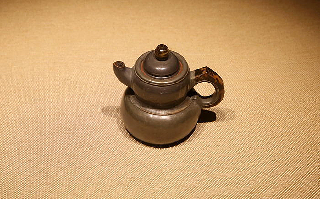 �������ɰ��«ʽͭ��ִ����