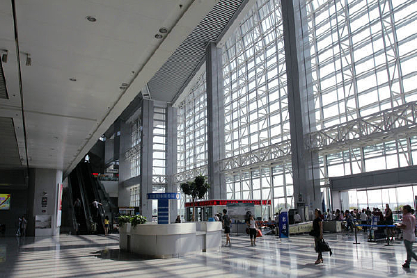 ���ݶ���վ����