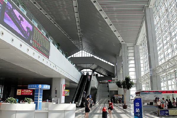 ���ݶ���վ���Ҵ���