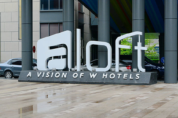 ¥ǰӢ������