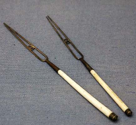 ����չ�ͭ��