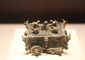 ������ͭ��˳�