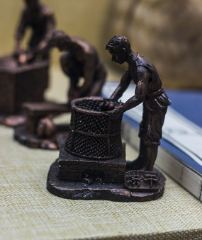 ��������