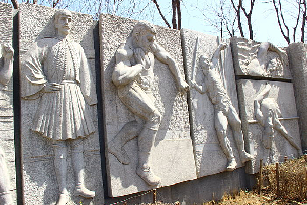 ���˻��˶�Ա����