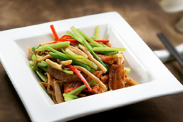 ������˿