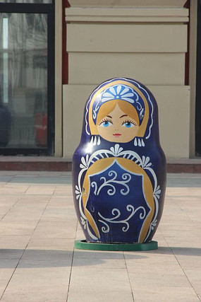 ��ɫ��ͨСŮ��