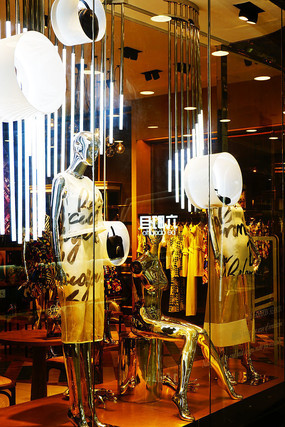 ��װ��װ��