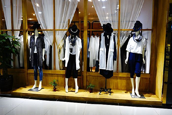 ʱ��Ůװģ��