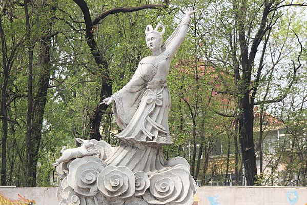 �Ŵ���Ů����