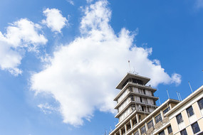 ��¥����