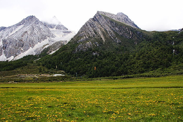 �����Ƕ��㾰