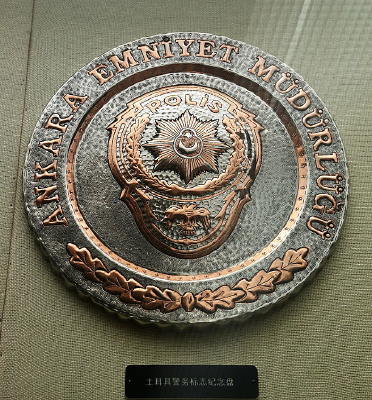 �����侯���־������