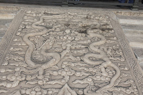 ����Ϸ������ʯ��