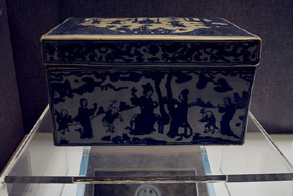 �� ¡����໨��Ů��Ӥͼ������