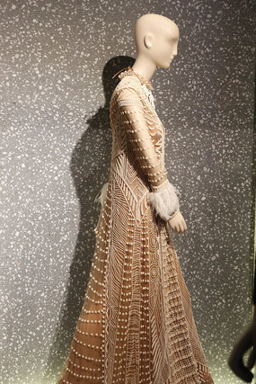 ģ����Ůװ��ɫȹ��