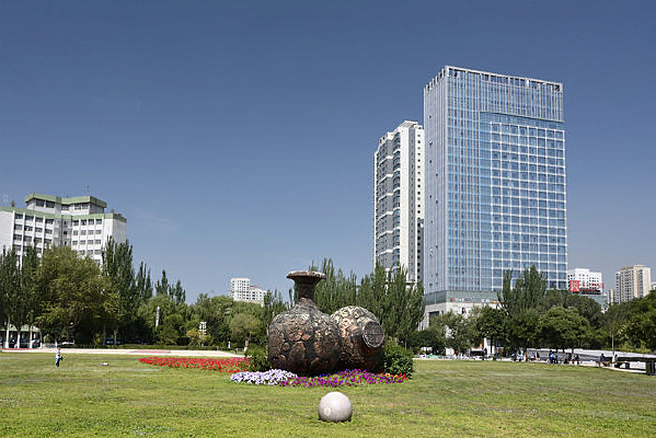 �����̵ع㳡