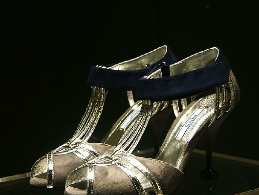 ��ɫŮʿ�߸�Ь