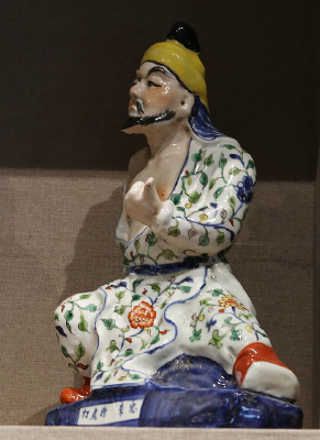 ��ɫ�ɵ���ɽ����򻢽�����