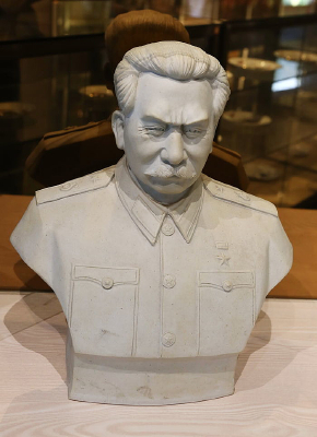 �������ĸ��˹���ֵ���